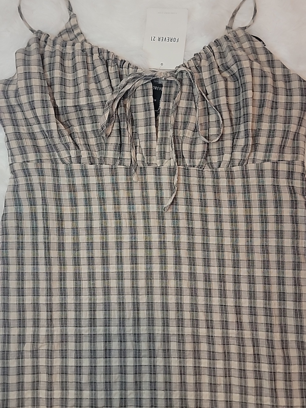 NWT Forever 21 Lightweight Plaid Spaghetti Strap Dress in Cream & Black. Small - Picture 3 of 5
